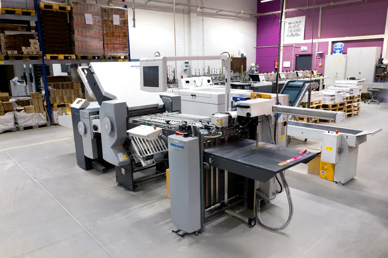 HEIDELBERG Stahlfolder T52 (Falzmaschine) – Kombifalzmaschine für kleine bis mittlere Auflagen von Broschüren und Flyern.