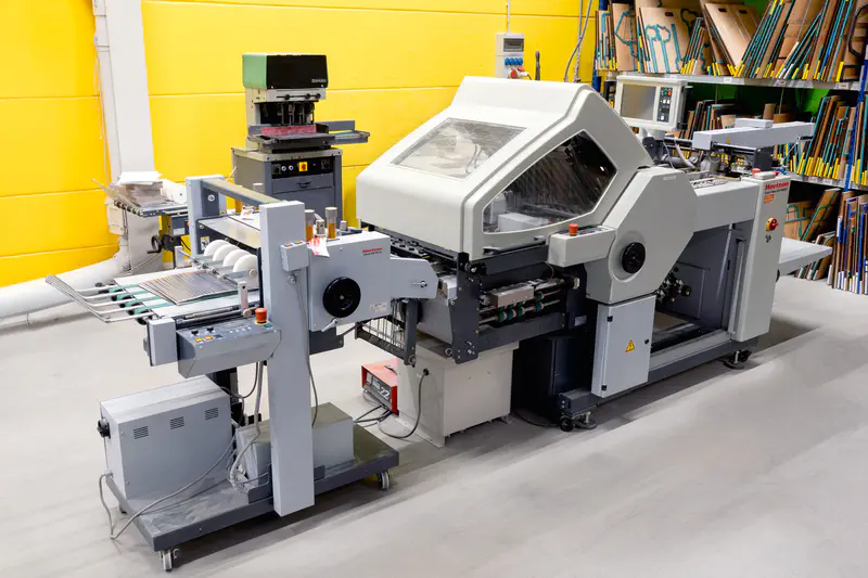 Horizon Crossfolder AFC 566FKT – Kompakte Falzmaschine für kleinere Auflagen und vielfältige Falzarten