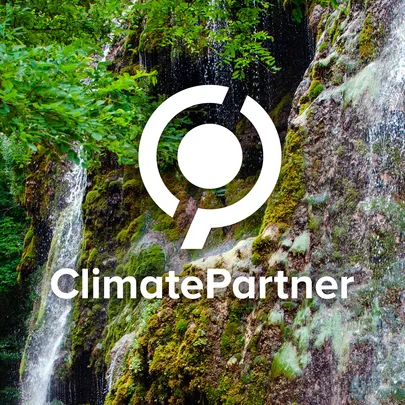 ClimatePartner-Logo – zertifizierte Klimaneutralität für nachhaltige Druckprodukte bei X-Press.