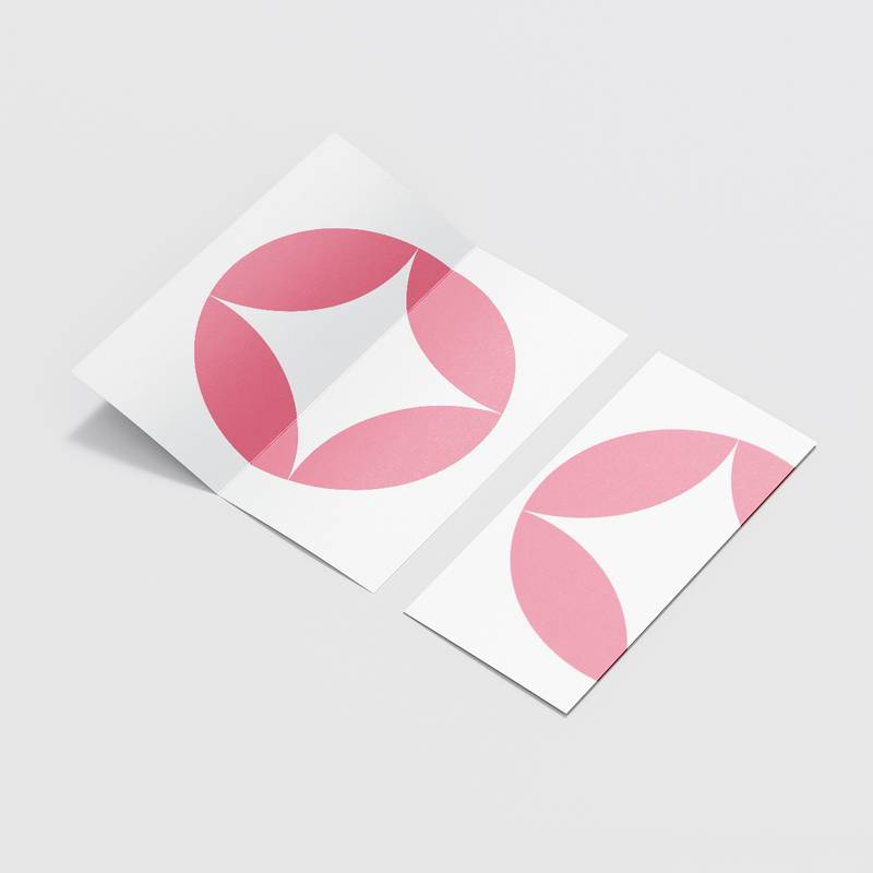 Flyer in brillanten Farben – edle Veredelungen und hochwertige Verarbeitung von X-Press.