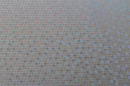 SB Dotscreen Select von LIGHT LINE – brillante Prägefolie für kreative Akzente und hochwertige Veredelungen.