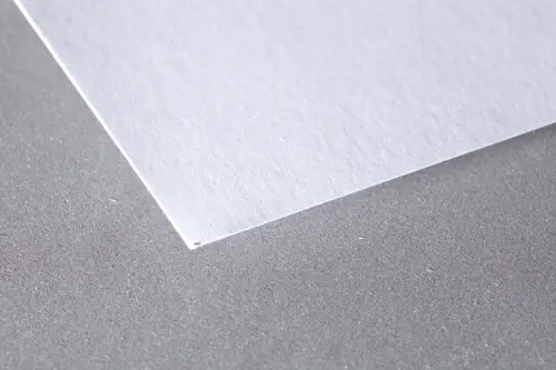 Bilderdruckpapier Galaxi Keramik von Arctic Paper, perfekt für den Offsetdruck, erhältlich bei der Berliner Druckerei X-Press.