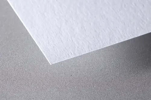 Bilderdruckpapier Magno Volume von SAPPI, perfekt für den Offsetdruck, erhältlich bei der Berliner Druckerei X-Press.