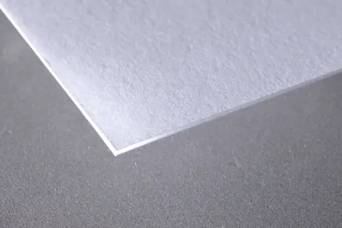 Feinstpapier Munken Rough Polar von Arctic Paper, perfekt für anspruchsvolle Druckergebnisse, erhältlich bei der Berliner Druckerei X-Press.